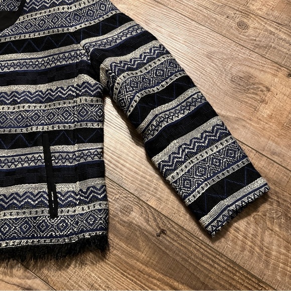 Ann Taylor Black and White Patterned Blazer - Picture 5 of 9